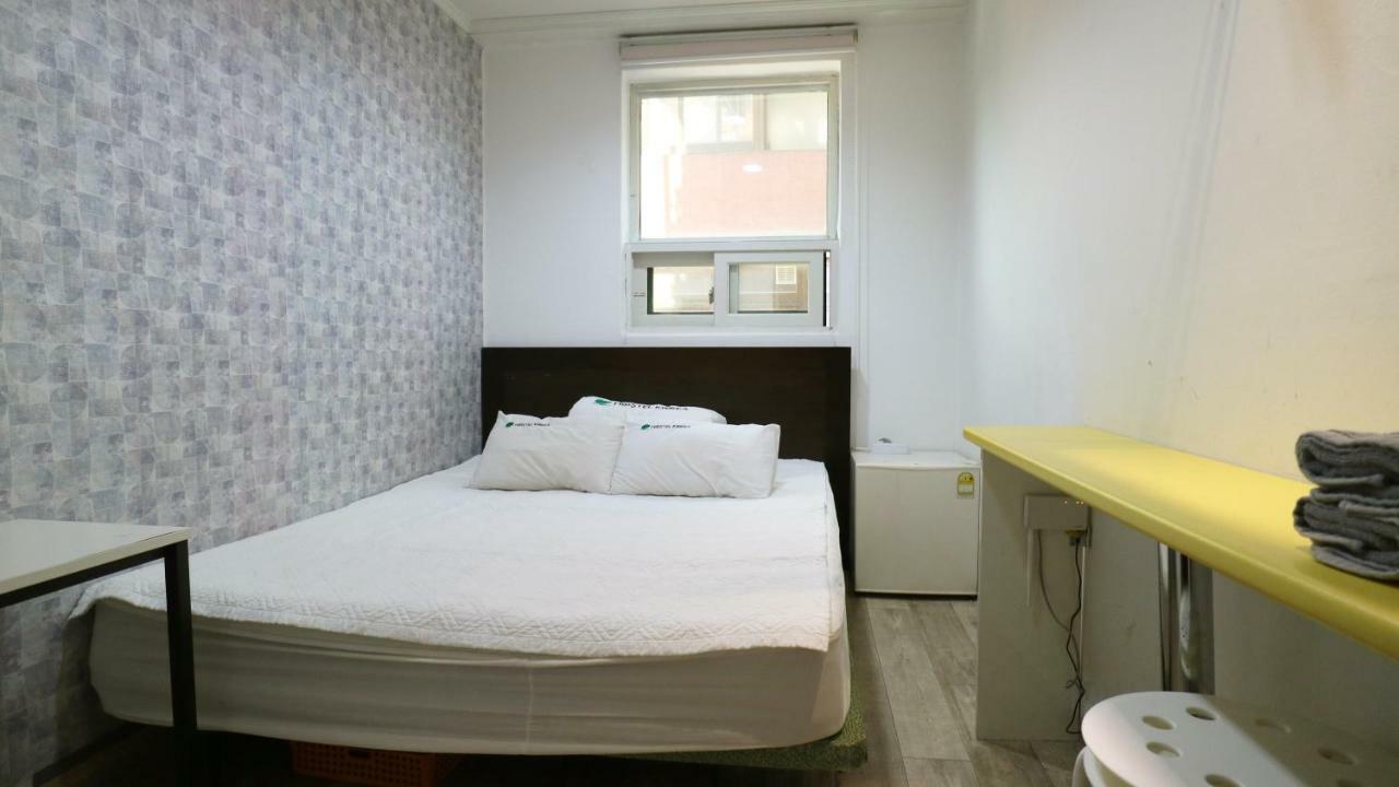 Hostel Korea - Original *