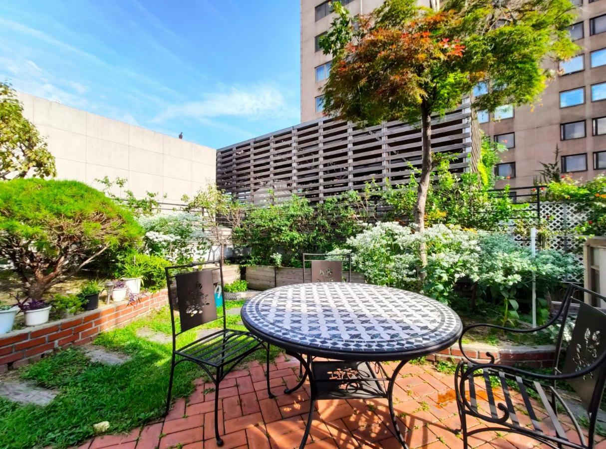 Hostel Oyo Myeongdong 2 *