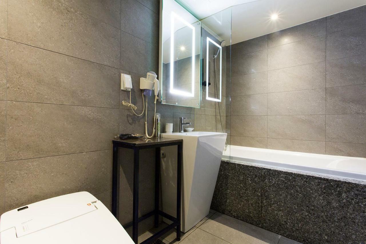 Hotel Cherry Seoul