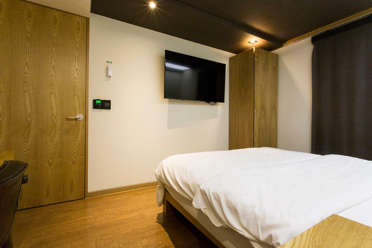 Hotel Cherry 2*
