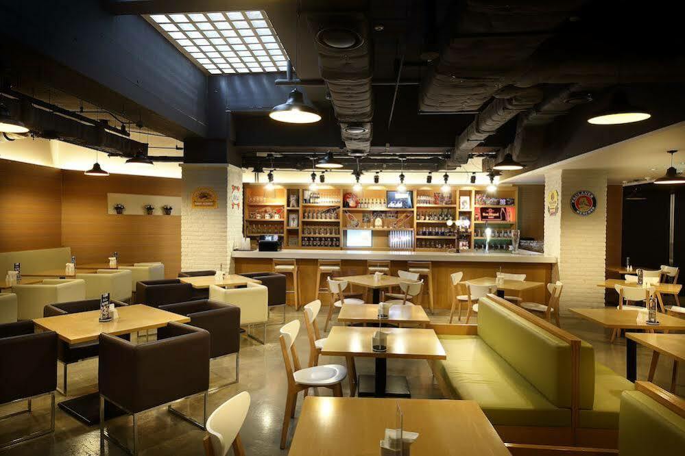 Travelodge Myeongdong Euljiro Hotel