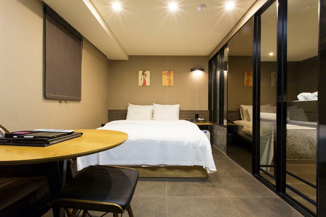 Hotel Cherry Seoul