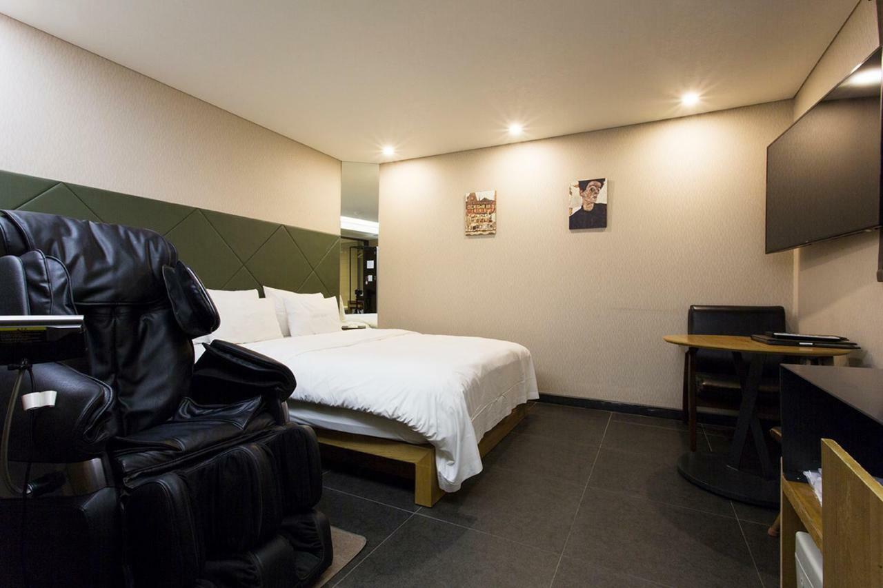 Cherry Hotel 2*