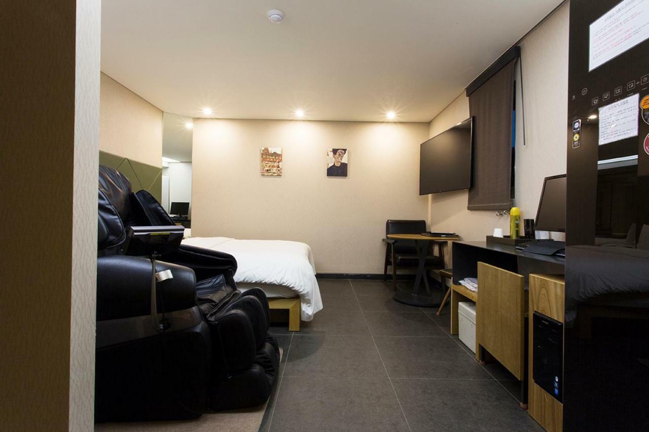Hotel Cherry Seoul