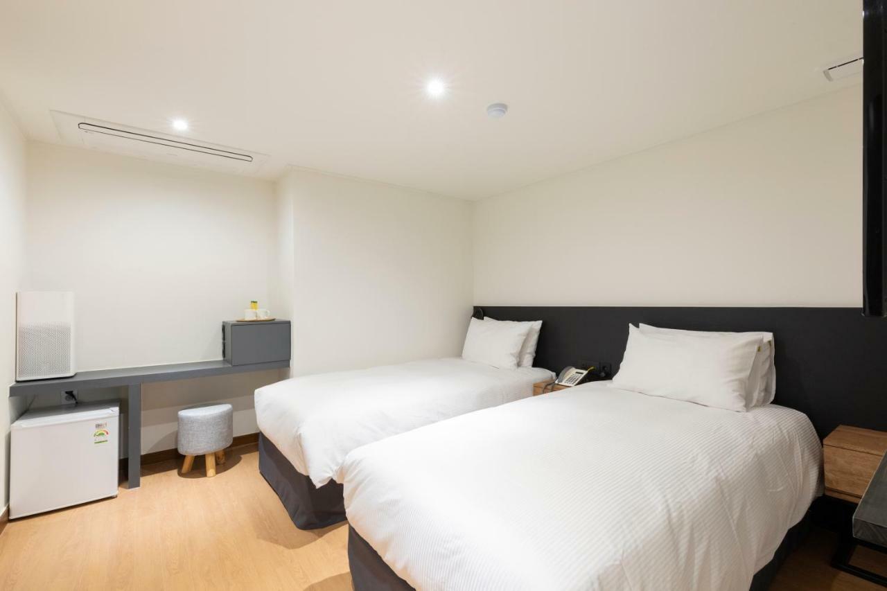 First Myeongdong 3* Seoul