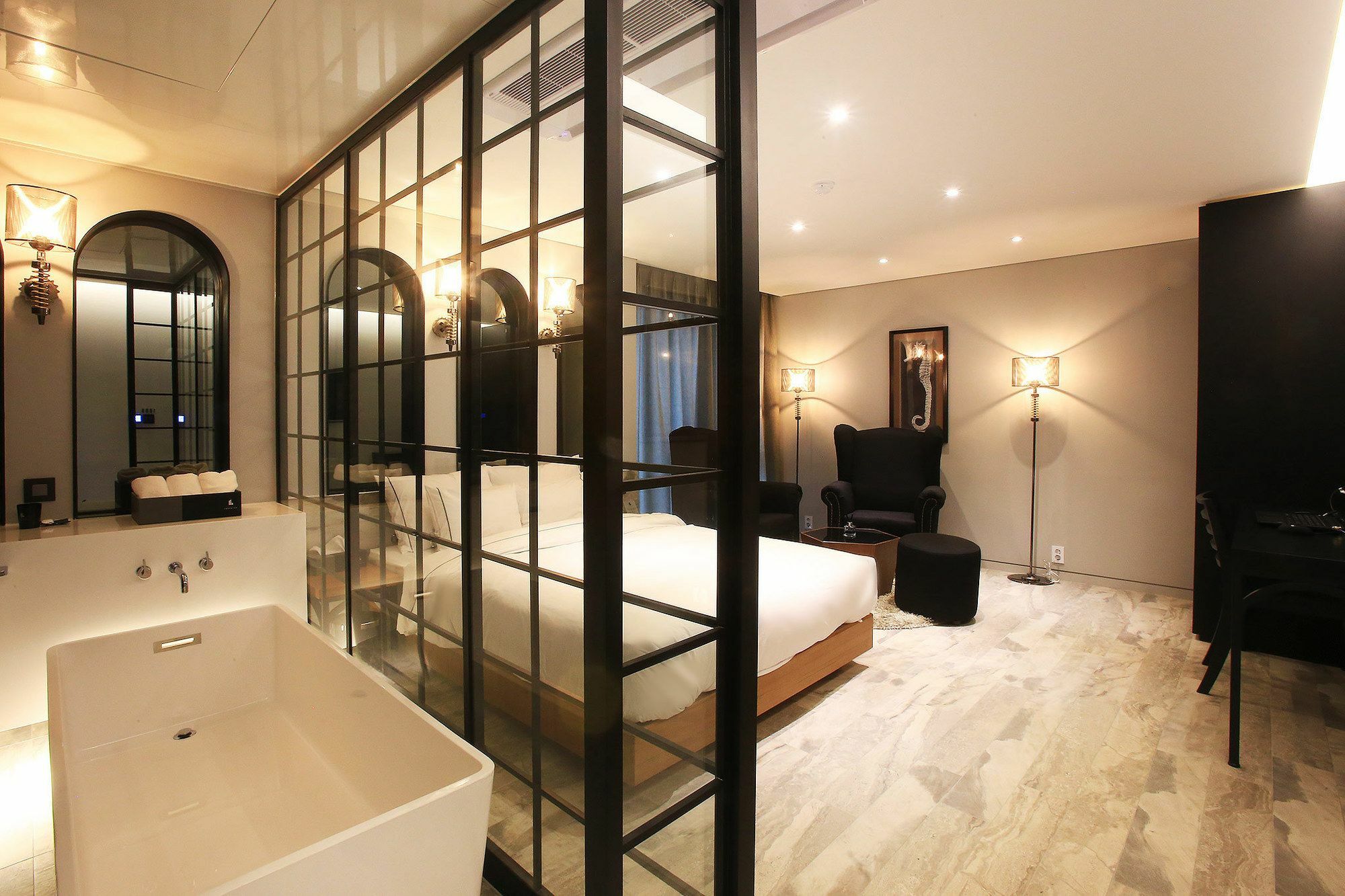 Forestar Motel Seoul