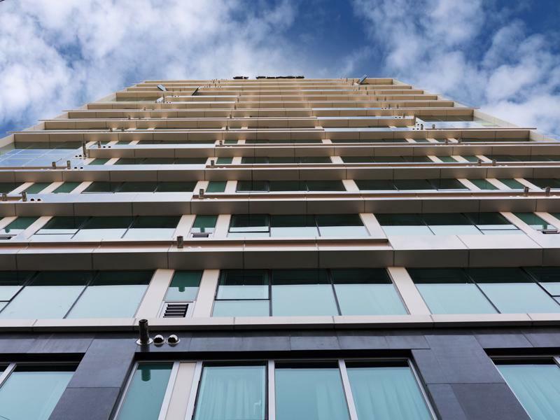 Hotel E Seven Place