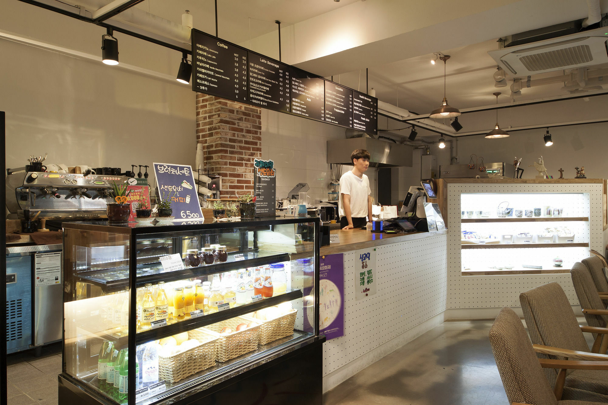Stay7 Myeongdong Hostel