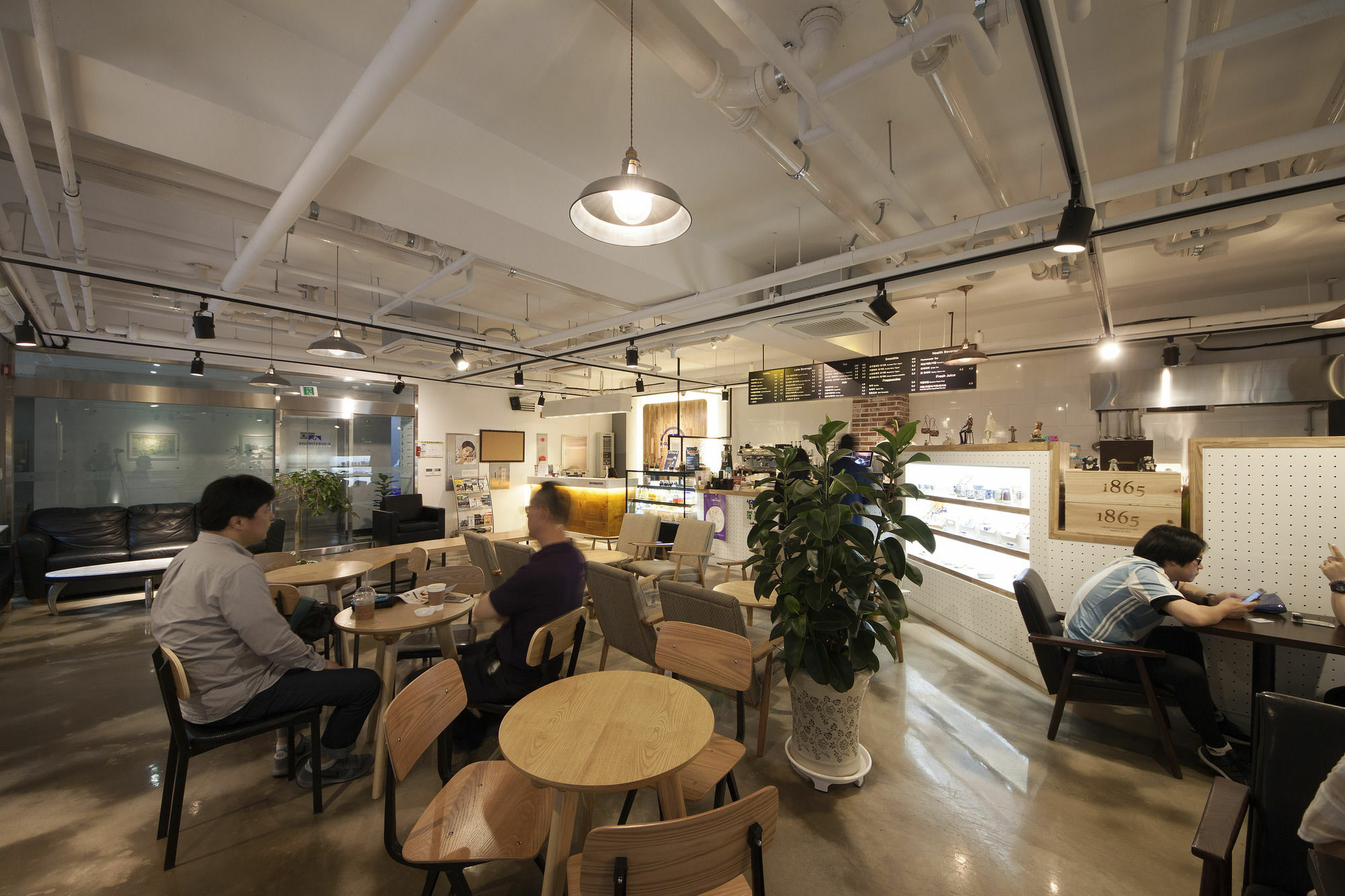 Stay7 Myeongdong Hostel *