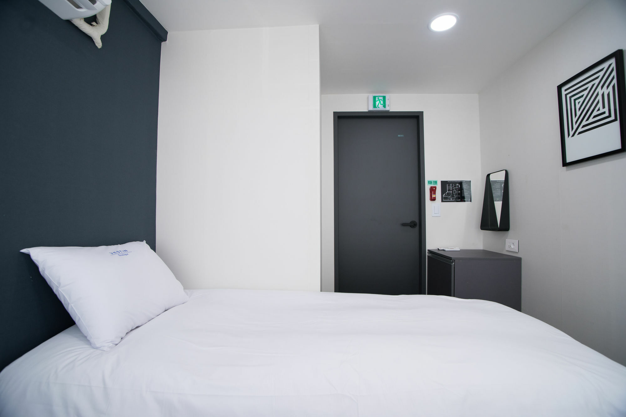 Vestin Boutique Myeongdong Guest house 2*