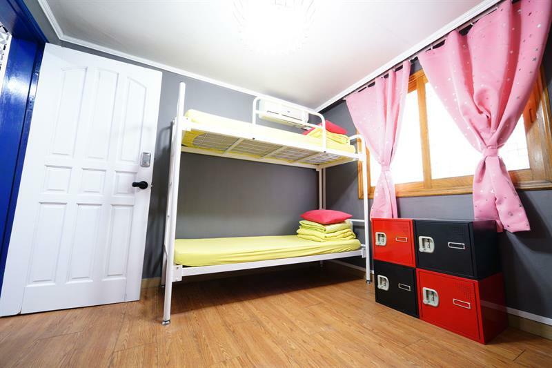 Liz's House - Seoul
