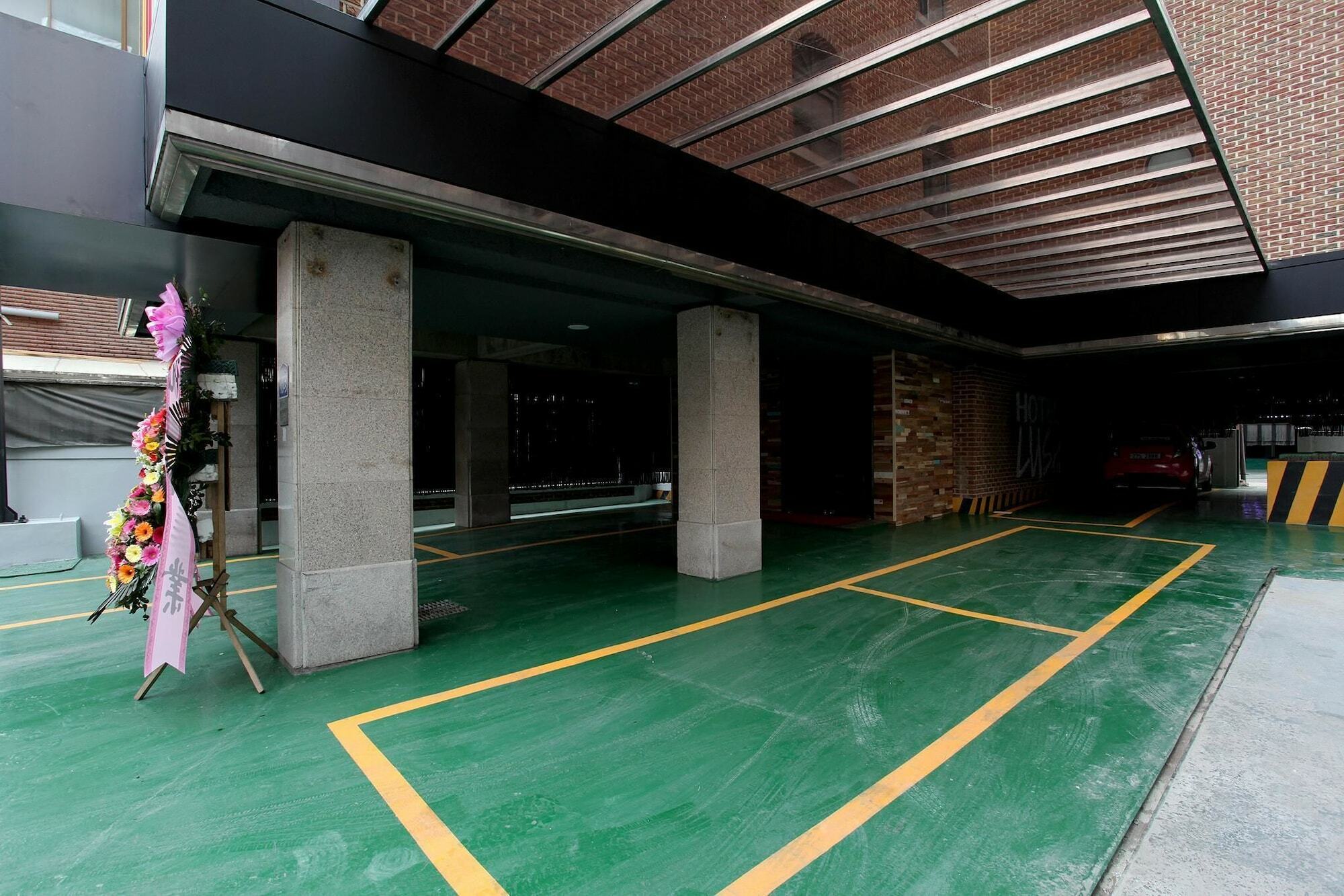 Lush Hotel Seoul