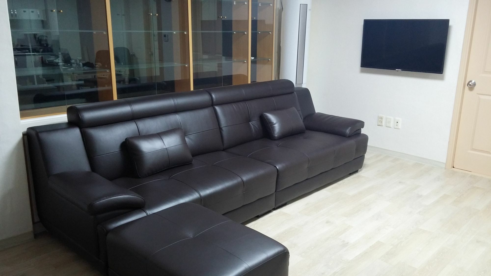 Apartment Utopia Seoul