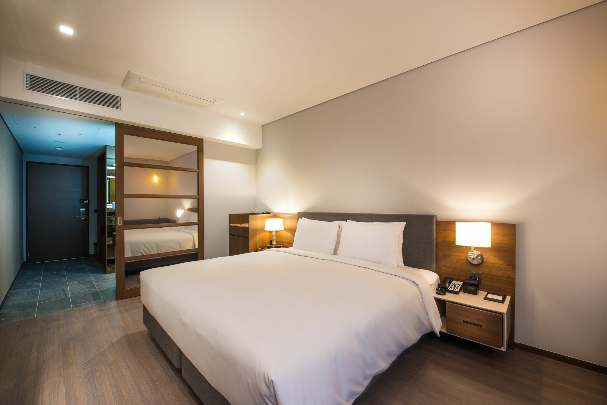 Hotel Ena Namdaemun
