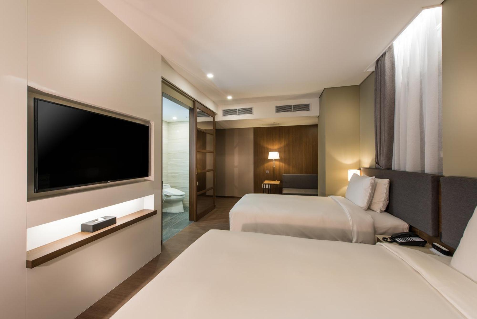Ena Namdaemun 4*