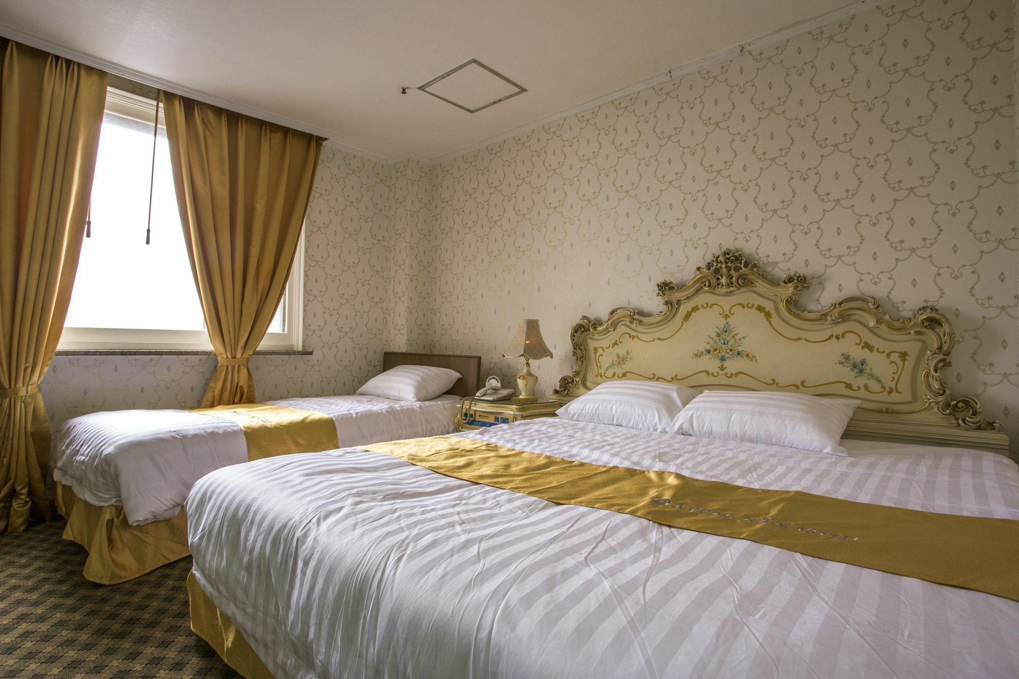 Hotel Kyungnam Tourist