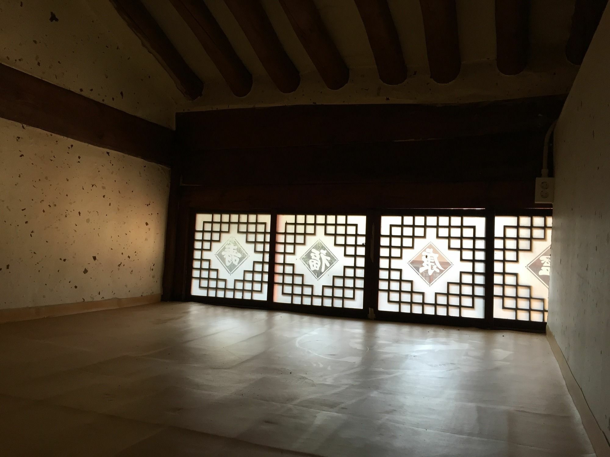 Gongsimga Hanok Guest house 2*