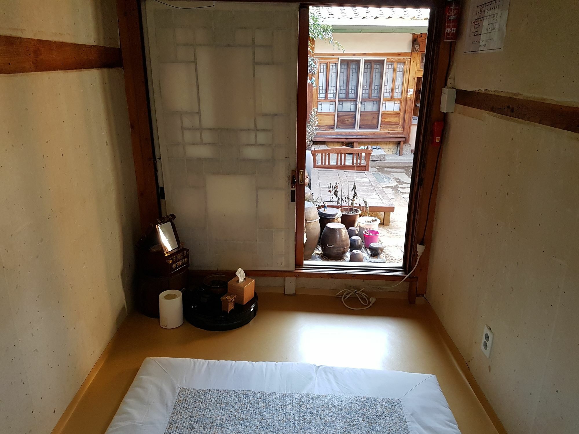 Gongsimga Hanok 2*