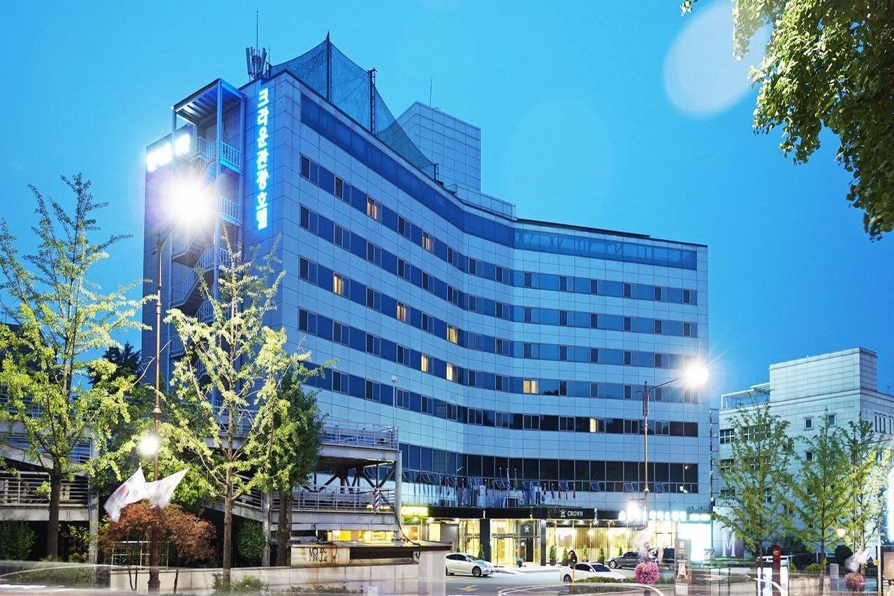 Itaewon Crown Hotel 3*