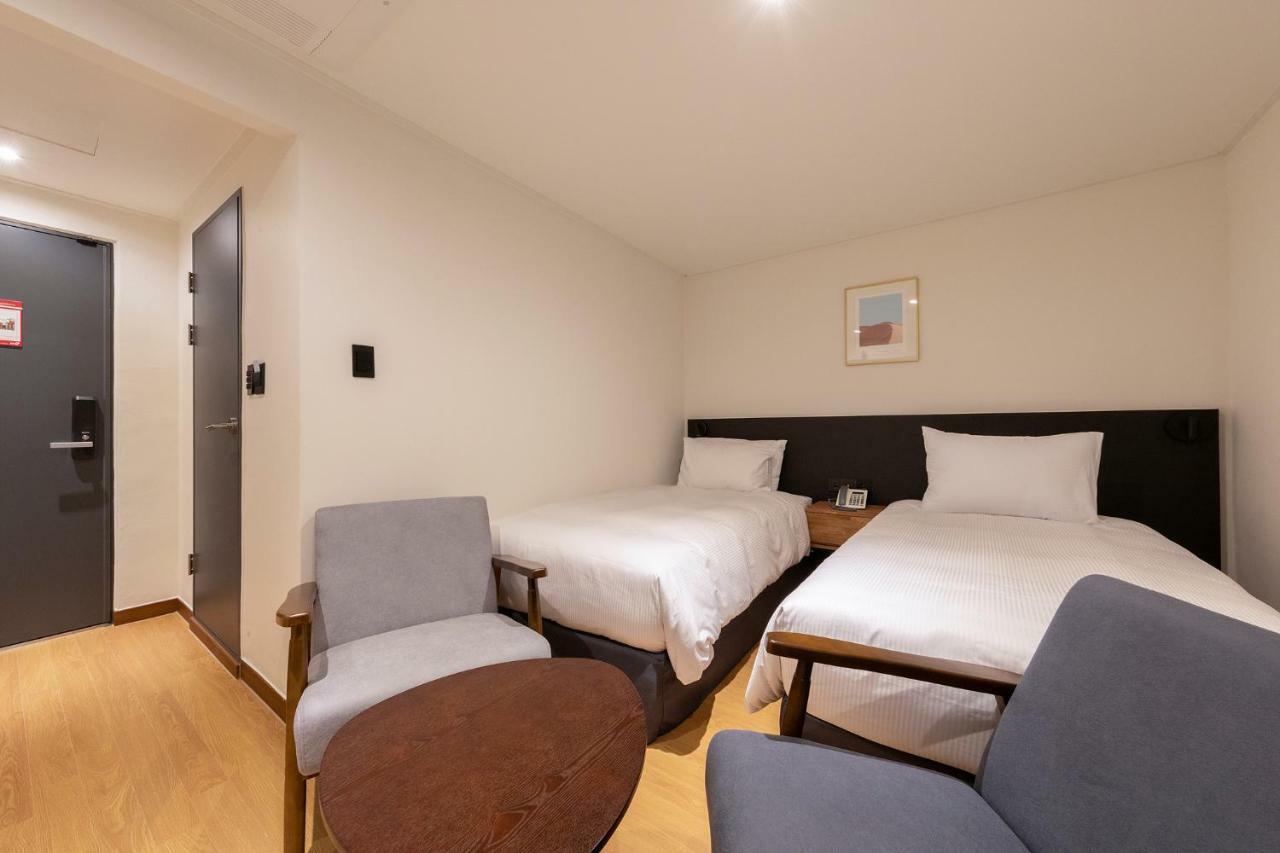 Hotel First Myeongdong