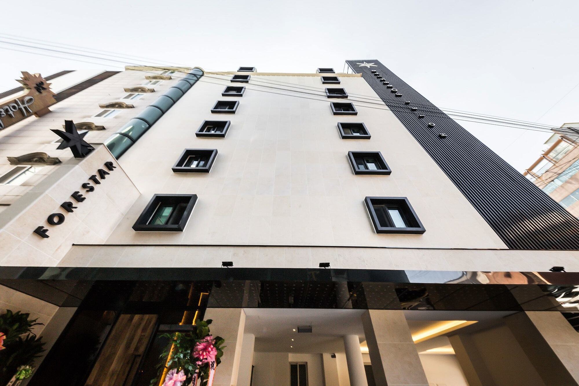 Forestar Sinchon Hotel 2*