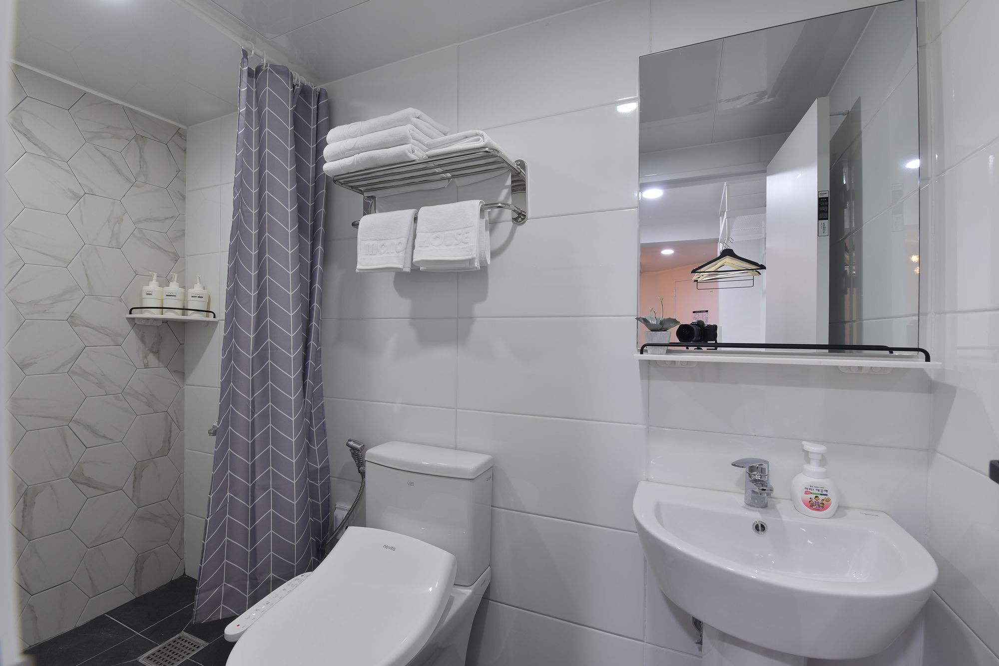Hotel Mono House Hongdae 5 Seoul