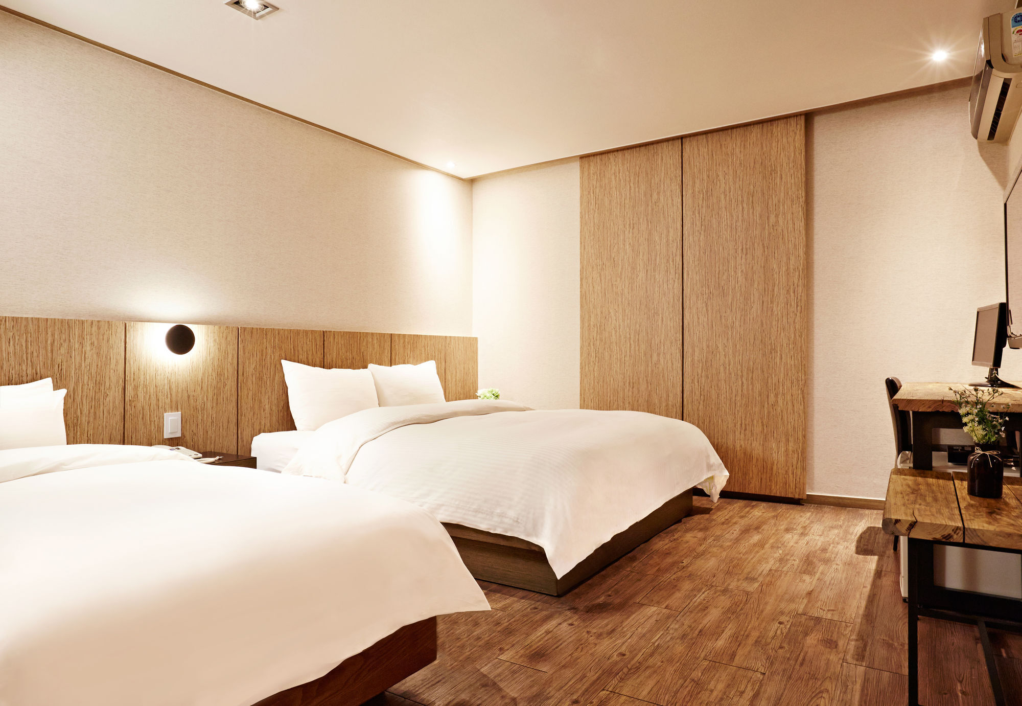 E-hotel 3*