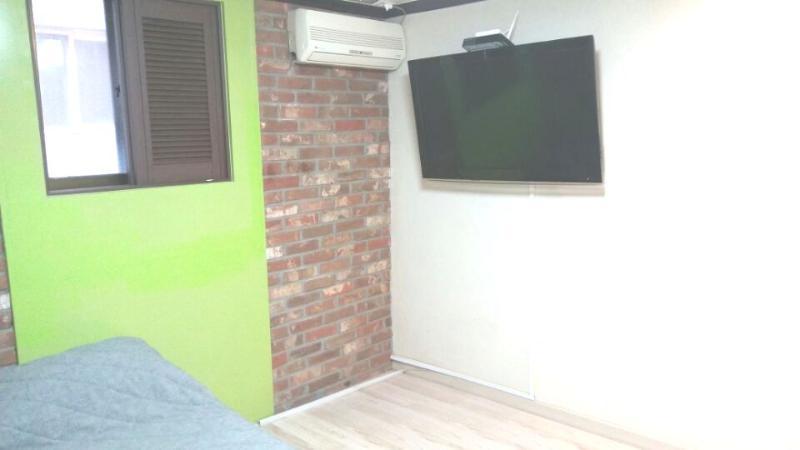 Oppa Hostel *