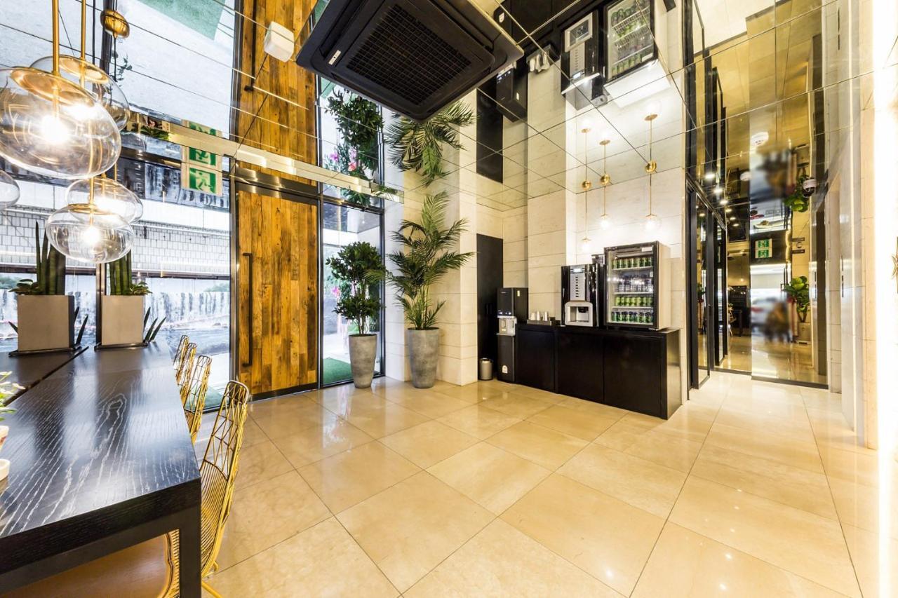 Forestar Sinchon Hotel 2*