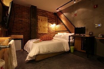 Yaja Hotel 2*