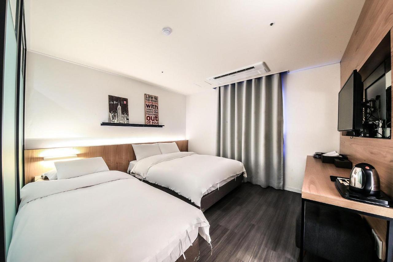 Business Blvd Ora Hotel 2*