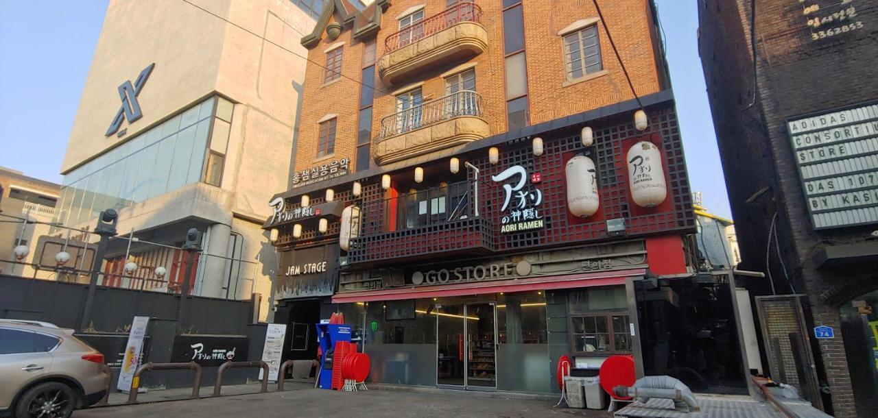 I-one In Hongdae, 아이원 원룸텔 Seoul