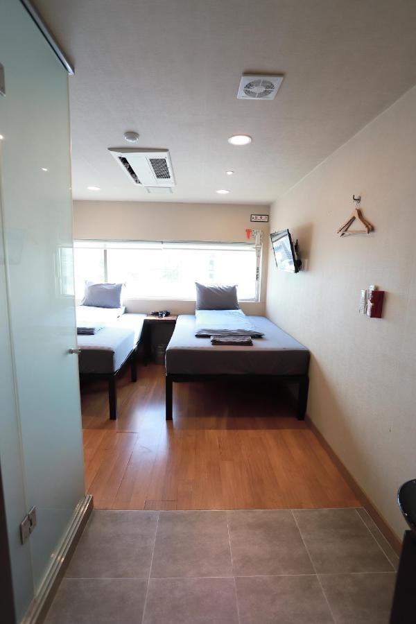 N 2* Seoul