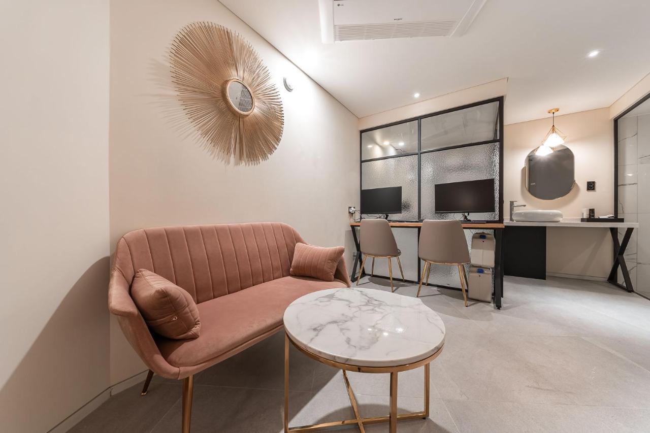 Songpa Boutique Xym