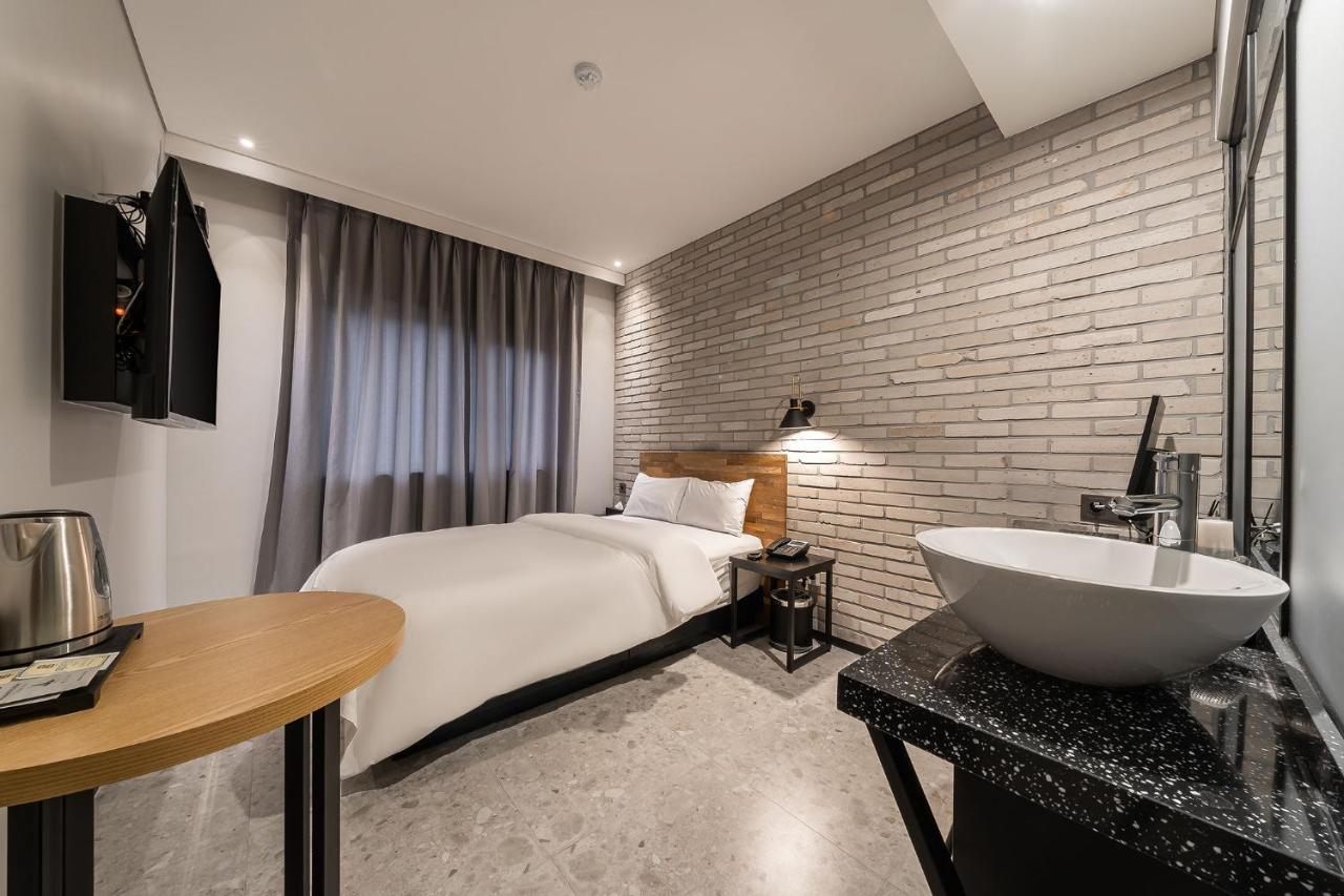 Motel Songpa Boutique Xym 3*