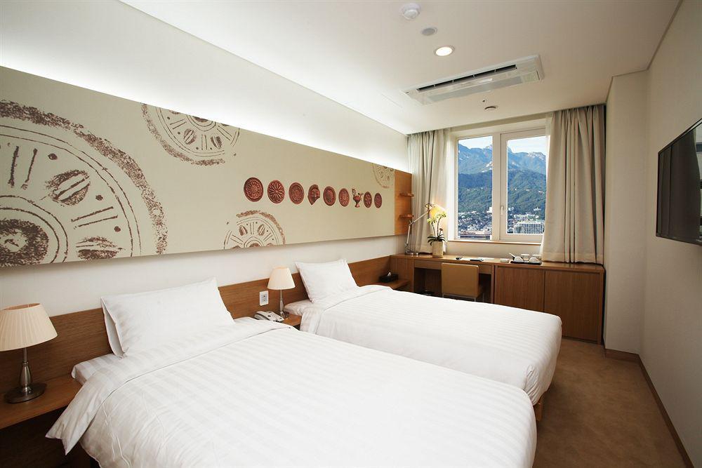 Aventree Jongno Hotel