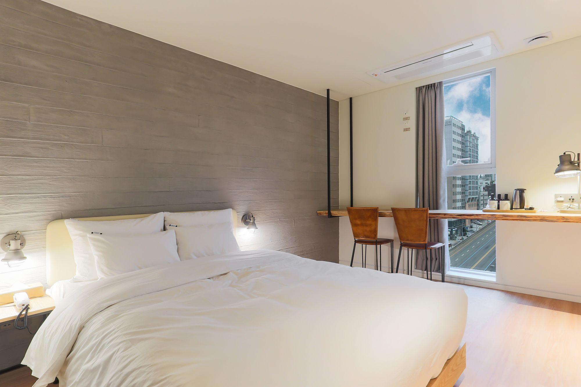 H Avenue Dongdaemun Sungshin Hotel 2*