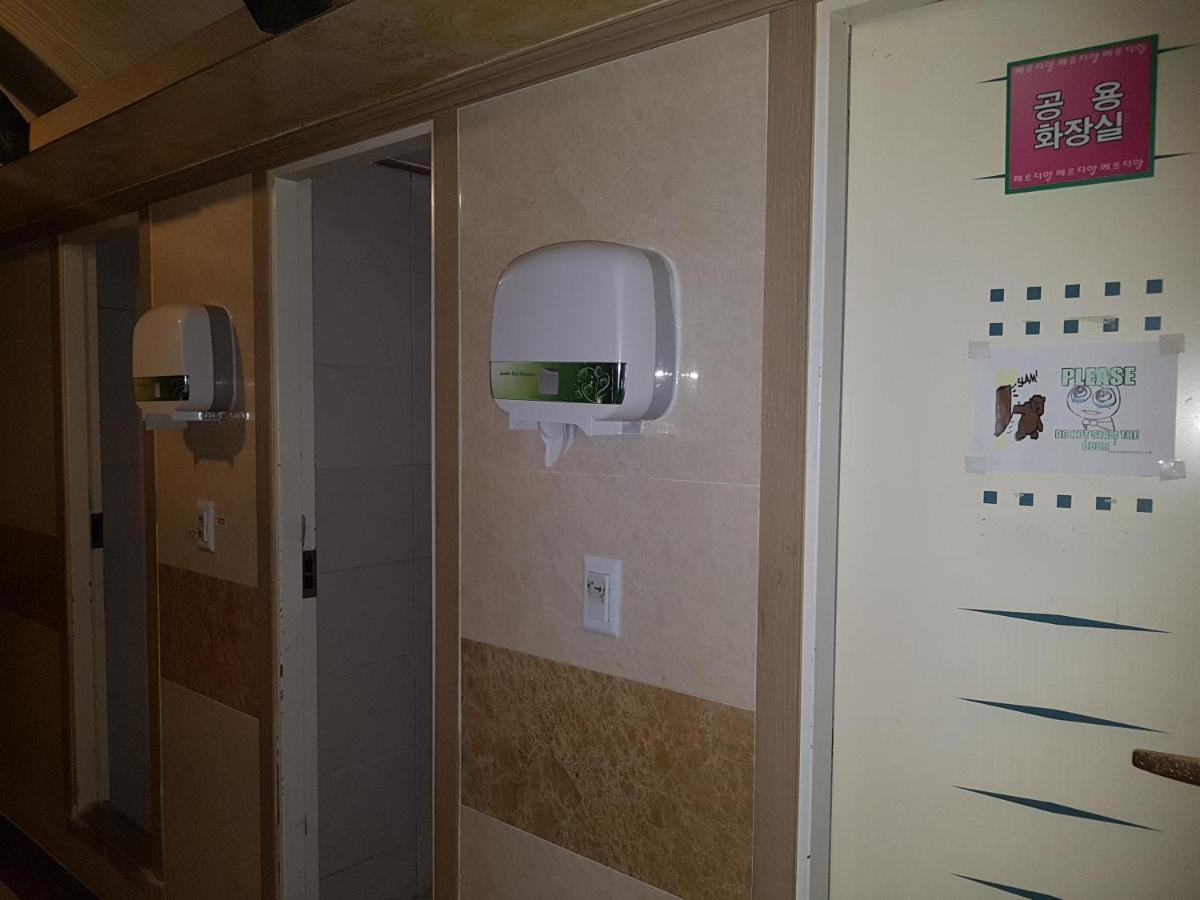 Hotel Living Castle Single Seoul