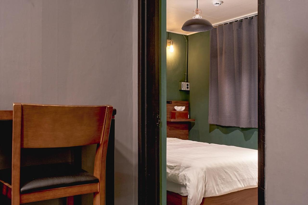 Guest house Butler:lee Hongdae-female Only 2*
