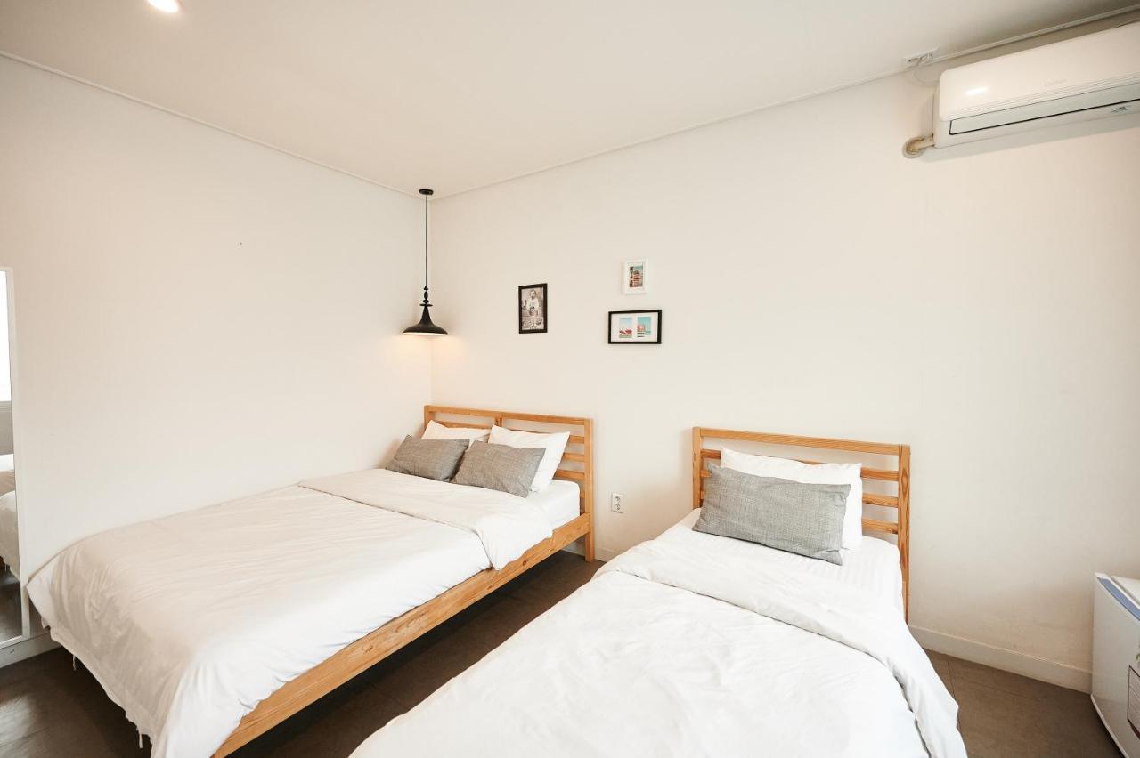 Queen House Hongdae 2* Seoul