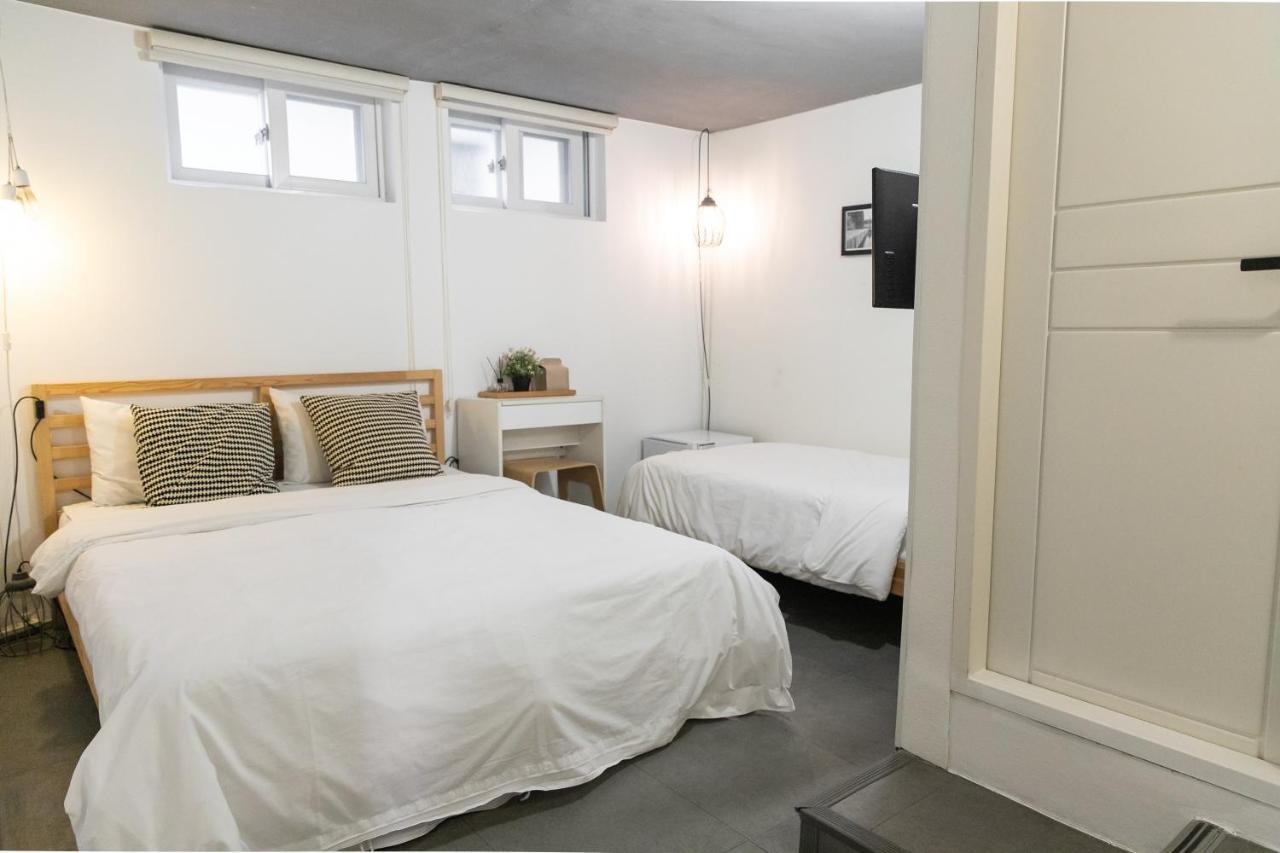 Queen House Hongdae Seoul