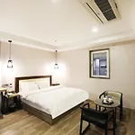 Hotel Mind