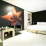Hit Hotel