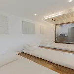 Sio Hostel L-Suite