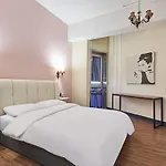 648 Hotel