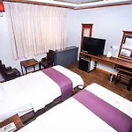Noblesse Tourist Hotel