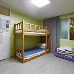 Hans House