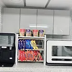 The Stay Cube House - Female Only