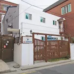 Dongdaemun 2C House