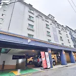 Jamsil Tomgi Hotel